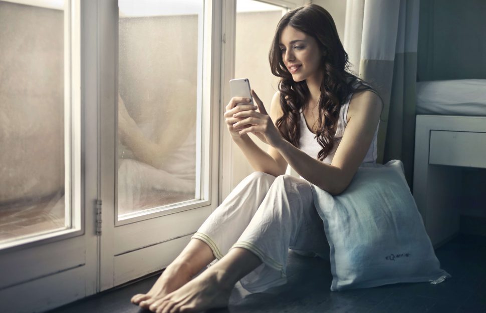 How to flirt with a guy over text and get his attention Examples